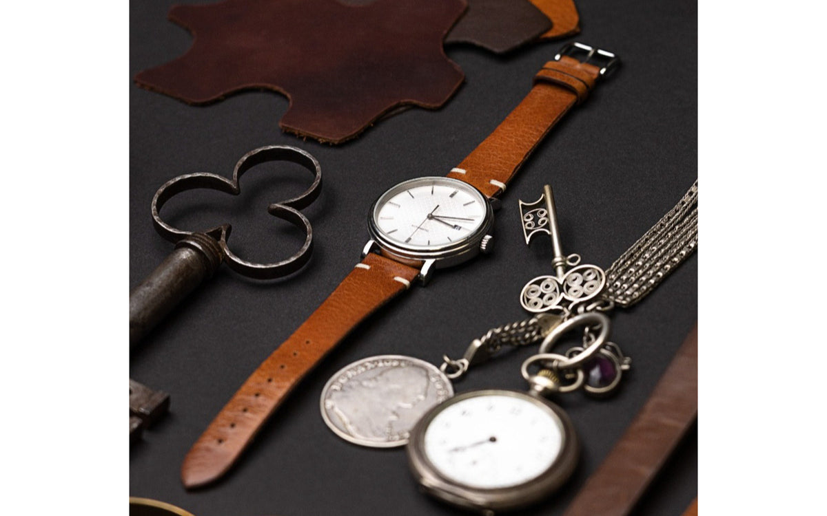 Bagnore by HIRSCH - Men&#39;s Golden Brown Vintage Calfskin Leather Watch Strap