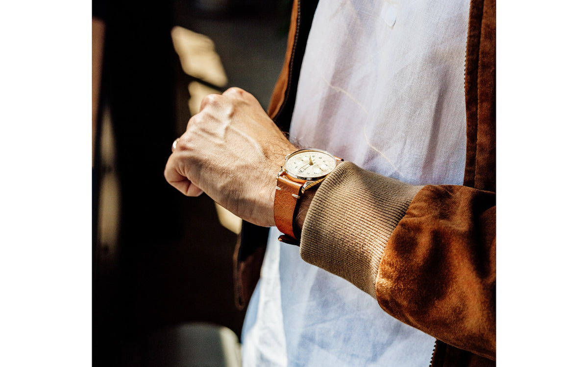 Bagnore by HIRSCH - Men&#39;s Golden Brown Vintage Calfskin Leather Watch Strap