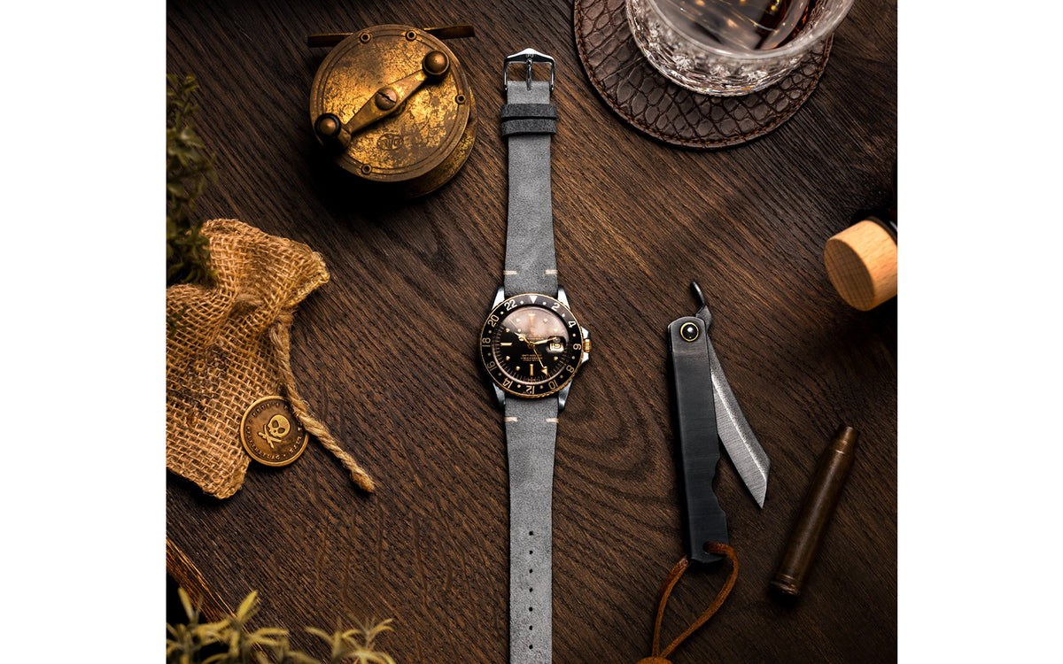 Serro by HIRSCH - Men&#39;s Grey Vintage Suede Watch Strap